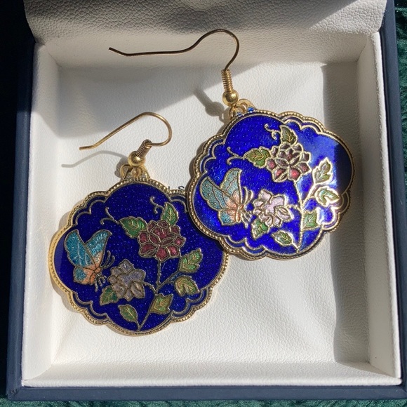 Jewelry - SALE💫5/$25💫Chinese Flower Drop Earrings